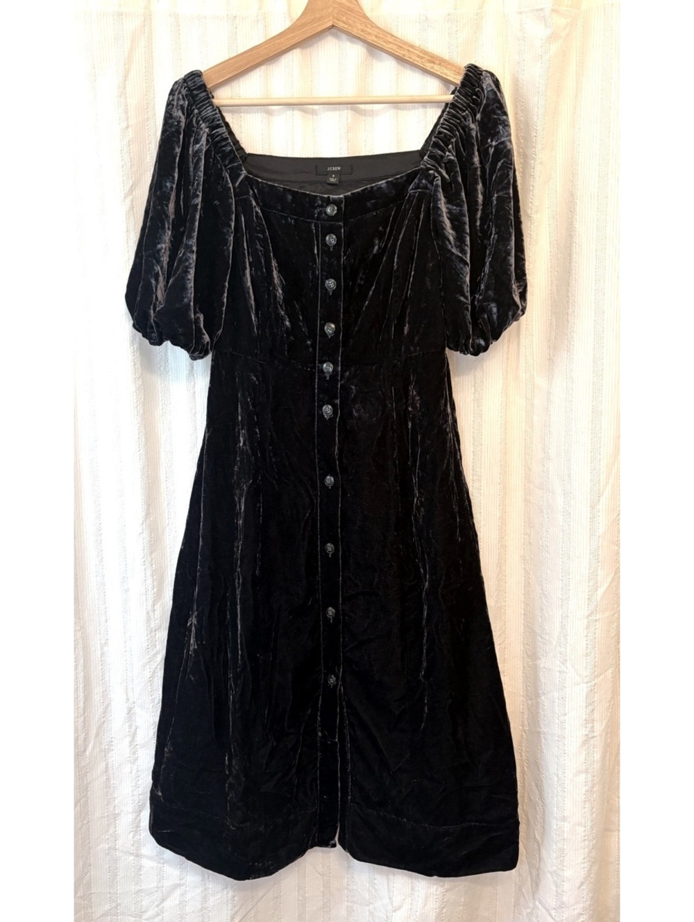 J.Crew Black Velvet Puff Sleeve Dress 4 #witchfairy #cottagecore #darkcottage